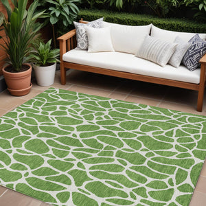 Homeroots 3' Aqua And Ivory Geometric Washable Area Rug - Perfect For Indoor And Outdoor Spaces, Durable Design 9' X 12' Polyester 599278