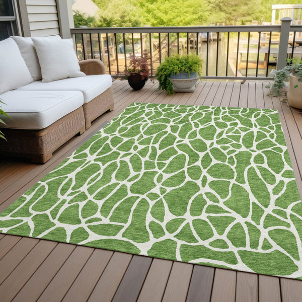 Homeroots 3' Aqua And Ivory Geometric Washable Area Rug - Perfect For Indoor And Outdoor Spaces, Durable Design 10' X 14' Polyester 599279