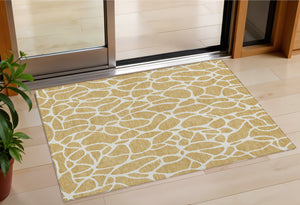 Homeroots 3' Aqua And Ivory Geometric Washable Area Rug - Perfect For Indoor And Outdoor Spaces, Durable Design 3' X 5' Polyester 599280