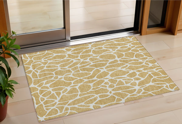 Homeroots 3' Aqua And Ivory Geometric Washable Area Rug - Perfect For Indoor And Outdoor Spaces, Durable Design 3' X 5' Polyester 599280