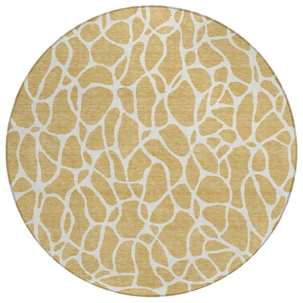 HomeRoots 5' Gold and Ivory Geometric Area Rug - Stylish, Washable Design for Indoor and Outdoor Spaces 8' Round 599282