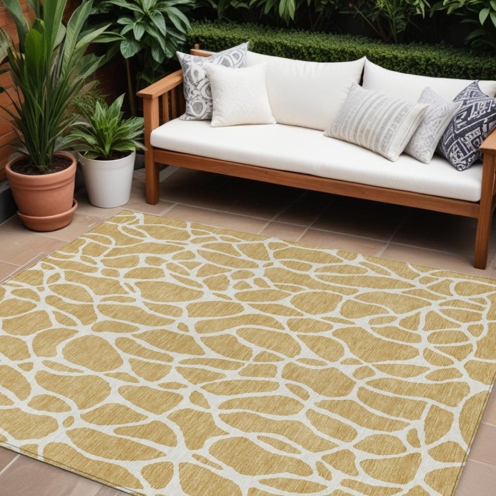 HomeRoots 9' X 12' Gold and Ivory Geometric Indoor Outdoor Area Rug - Stylish, Durable, Washable Design! 599284