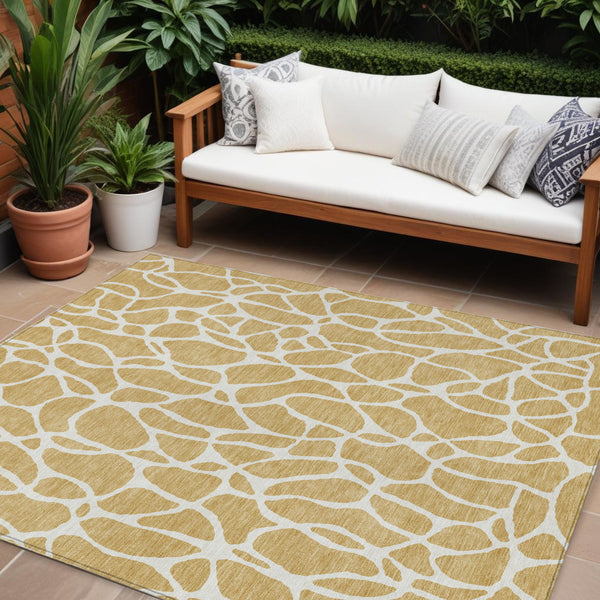 Homeroots 3' Aqua And Ivory Geometric Washable Area Rug - Perfect For Indoor And Outdoor Spaces, Durable Design 9' X 12' Polyester 599284