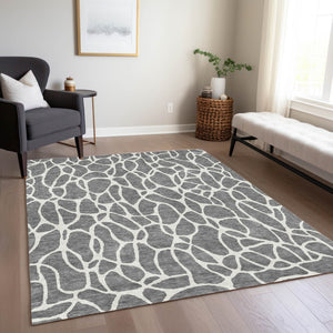 Homeroots 3' Aqua And Ivory Geometric Washable Area Rug - Perfect For Indoor And Outdoor Spaces, Durable Design 5' X 8' Polyester 599287