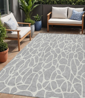 Homeroots 3' Aqua And Ivory Geometric Washable Area Rug - Perfect For Indoor And Outdoor Spaces, Durable Design 5' X 8' Polyester 599311