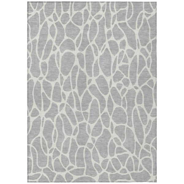 HomeRoots 5' Silver and Ivory Geometric Area Rug - Stylish, Washable Design for Indoor and Outdoor Spaces 8' X 10' 599313