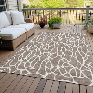 Homeroots 3' Aqua And Ivory Geometric Washable Area Rug - Perfect For Indoor And Outdoor Spaces, Durable Design 3' X 5' Polyester 599316