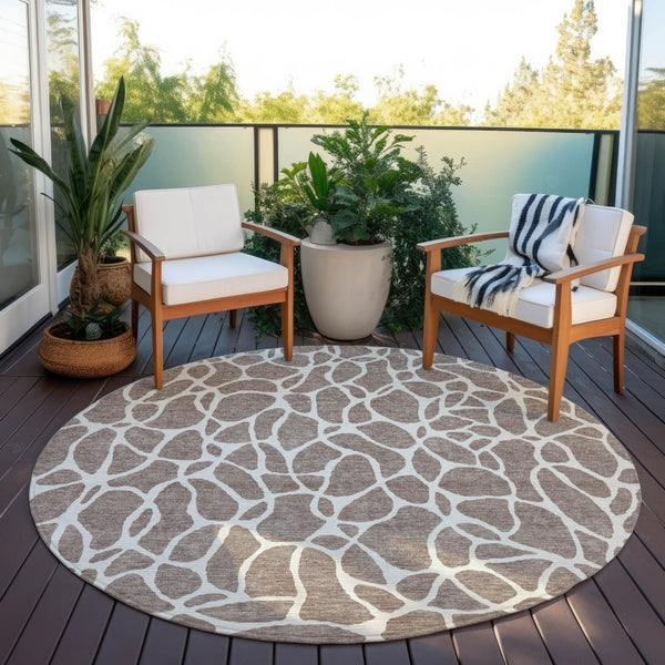 Homeroots 3' Aqua And Ivory Geometric Washable Area Rug - Perfect For Indoor And Outdoor Spaces, Durable Design 8' Round Polyester 599318