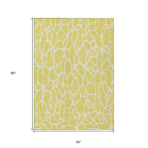 Homeroots 3' Aqua And Ivory Geometric Washable Area Rug - Perfect For Indoor And Outdoor Spaces, Durable Design 5' X 8' Polyester 599323