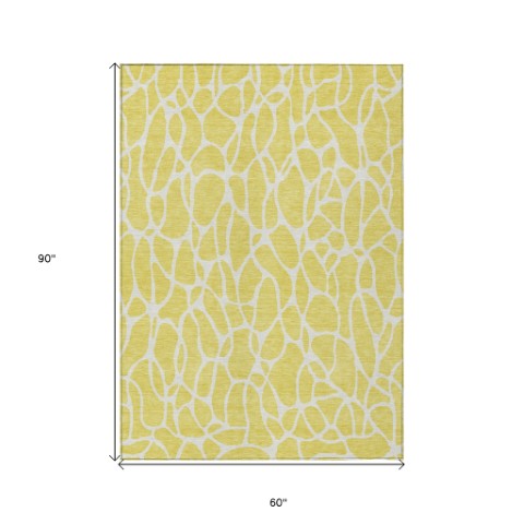 Homeroots 3' Aqua And Ivory Geometric Washable Area Rug - Perfect For Indoor And Outdoor Spaces, Durable Design 5' X 8' Polyester 599323