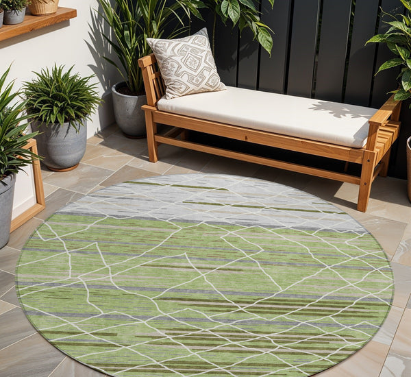 Homeroots 3' Artichoke Green And Ivory Striped Washable Area Rug - Stylish, Durable For Indoor Or Outdoor Use 8' Round Polyester 599330
