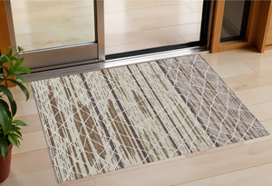 Homeroots 3' Artichoke Green And Ivory Striped Washable Area Rug - Stylish, Durable For Indoor Or Outdoor Use 3' X 5' Polyester 599334