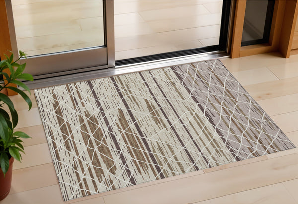 Homeroots 3' Artichoke Green And Ivory Striped Washable Area Rug - Stylish, Durable For Indoor Or Outdoor Use 3' X 5' Polyester 599334