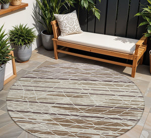 Homeroots 3' Artichoke Green And Ivory Striped Washable Area Rug - Stylish, Durable For Indoor Or Outdoor Use 8' Round Polyester 599336