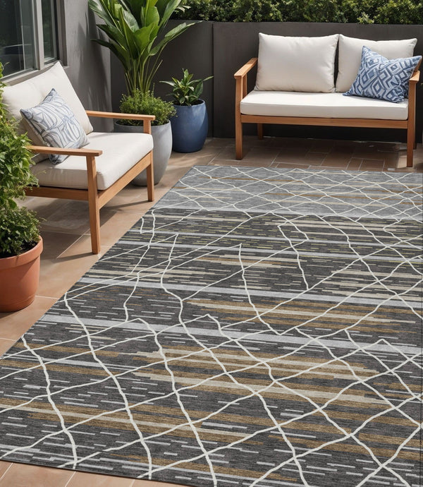 Homeroots 3' Artichoke Green And Ivory Striped Washable Area Rug - Stylish, Durable For Indoor Or Outdoor Use 5' X 8' Polyester 599347