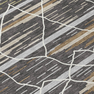 Homeroots 3' Artichoke Green And Ivory Striped Washable Area Rug - Stylish, Durable For Indoor Or Outdoor Use 8' Round Polyester 599348