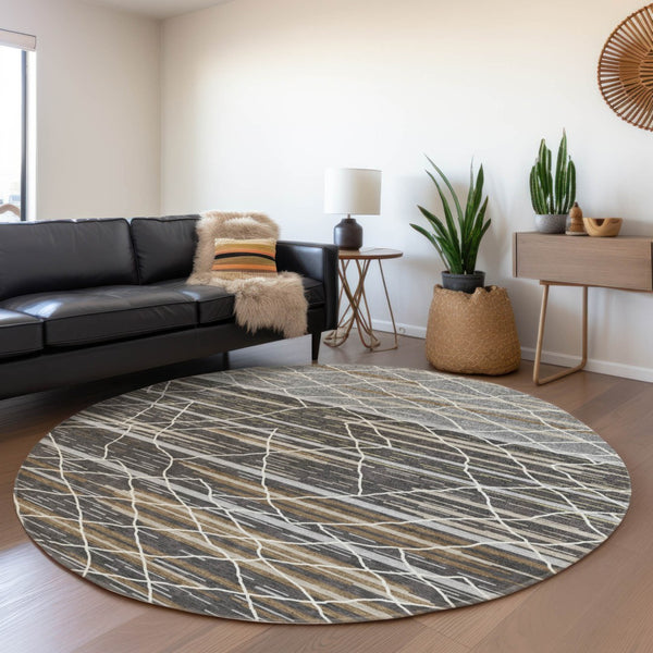Homeroots 3' Artichoke Green And Ivory Striped Washable Area Rug - Stylish, Durable For Indoor Or Outdoor Use 8' Round Polyester 599348
