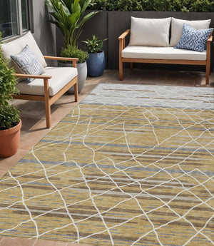 Homeroots 3' Artichoke Green And Ivory Striped Washable Area Rug - Stylish, Durable For Indoor Or Outdoor Use 5' X 8' Polyester 599353