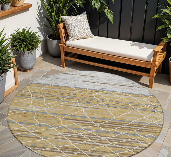 Homeroots 3' Artichoke Green And Ivory Striped Washable Area Rug - Stylish, Durable For Indoor Or Outdoor Use 8' Round Polyester 599354