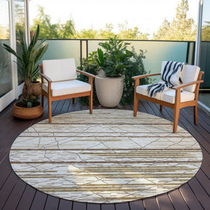 Homeroots 3' Artichoke Green And Ivory Striped Washable Area Rug - Stylish, Durable For Indoor Or Outdoor Use 8' Round Polyester 599360