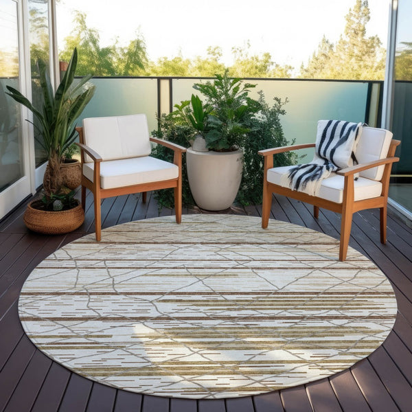 Homeroots 3' Artichoke Green And Ivory Striped Washable Area Rug - Stylish, Durable For Indoor Or Outdoor Use 8' Round Polyester 599360