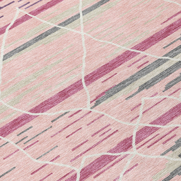 Homeroots 3' Artichoke Green And Ivory Striped Washable Area Rug - Stylish, Durable For Indoor Or Outdoor Use 8' Round Polyester 599372