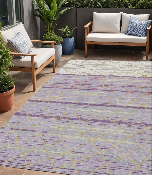 Homeroots 3' Artichoke Green And Ivory Striped Washable Area Rug - Stylish, Durable For Indoor Or Outdoor Use 5' X 8' Polyester 599377