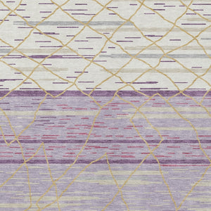 Homeroots 3' Artichoke Green And Ivory Striped Washable Area Rug - Stylish, Durable For Indoor Or Outdoor Use 5' X 8' Polyester 599377