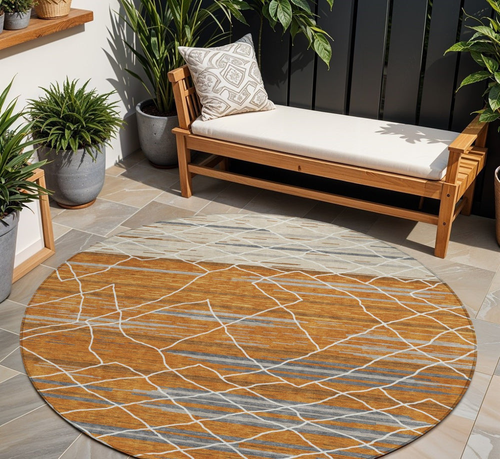 HomeRoots 5' Durable Indoor Outdoor Area Rug in Terra Cotta, Beige & Ivory - Machine Washable & Stylish 8' Round 599384
