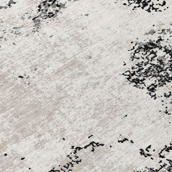 Homeroots 3' Black Gray And Ivory Abstract Washable Area Rug For Indoor And Outdoor Use - Durable Design 8' Round Polyester 599462