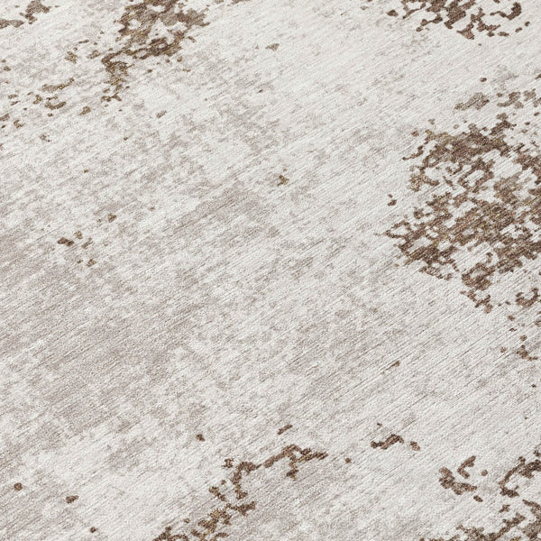 Homeroots 3' Black Gray And Ivory Abstract Washable Area Rug For Indoor And Outdoor Use - Durable Design 8' Round Polyester 599468