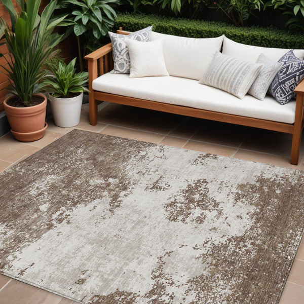 Homeroots 3' Black Gray And Ivory Abstract Washable Area Rug For Indoor And Outdoor Use - Durable Design 8' X 10' Polyester 599469