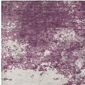 Homeroots 3' Black Gray And Ivory Abstract Washable Area Rug For Indoor And Outdoor Use - Durable Design 10' X 14' Polyester 599483