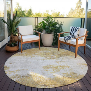 Homeroots 3' Black Gray And Ivory Abstract Washable Area Rug For Indoor And Outdoor Use - Durable Design 8' Round Polyester 599492