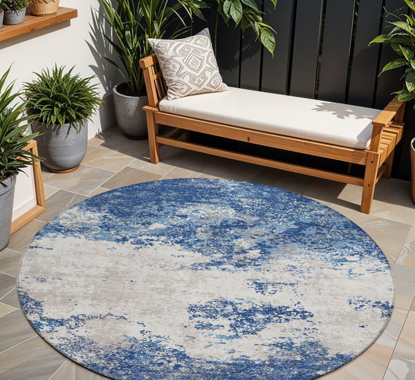 Homeroots 3' Black Gray And Ivory Abstract Washable Area Rug For Indoor And Outdoor Use - Durable Design 8' Round Polyester 599510