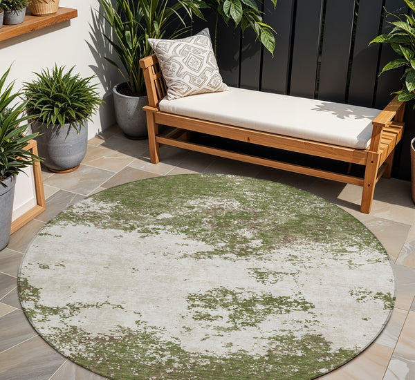 Homeroots 3' Black Gray And Ivory Abstract Washable Area Rug For Indoor And Outdoor Use - Durable Design 8' Round Polyester 599516