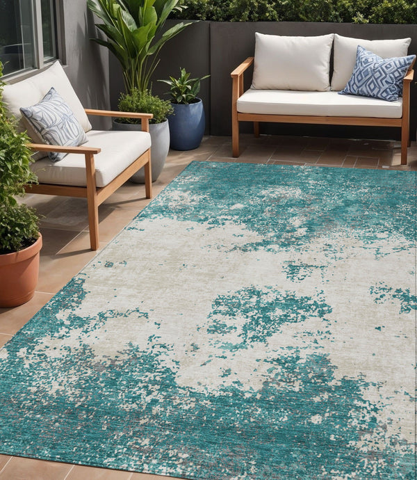 Homeroots 3' Black Gray And Ivory Abstract Washable Area Rug For Indoor And Outdoor Use - Durable Design 5' X 8' Polyester 599521