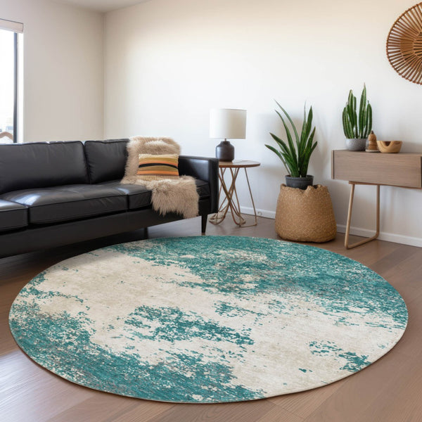 Homeroots 3' Black Gray And Ivory Abstract Washable Area Rug For Indoor And Outdoor Use - Durable Design 8' Round Polyester 599522