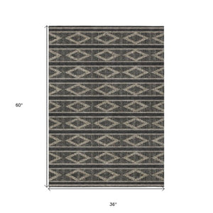 Homeroots 3' Black And Beige Geometric Indoor Outdoor Area Rug - Stylish, Durable, Washable For Any Space 3' X 5' Polyester 599604