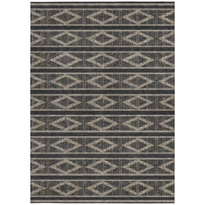 Homeroots 3' Black And Beige Geometric Indoor Outdoor Area Rug - Stylish, Durable, Washable For Any Space 3' X 5' Polyester 599604