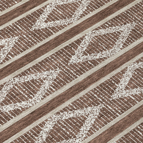 Homeroots 3' Black And Beige Geometric Indoor Outdoor Area Rug - Stylish, Durable, Washable For Any Space 3' X 5' Polyester 599610