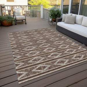 Homeroots 3' Black And Beige Geometric Indoor Outdoor Area Rug - Stylish, Durable, Washable For Any Space 8' X 10' Polyester 599613