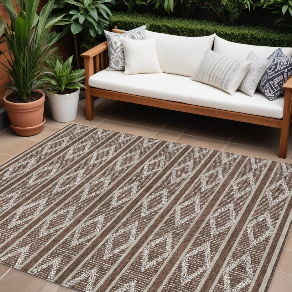 HomeRoots 9' X 12' Brown and Beige Geometric Area Rug – Washable, Durable, Stylish for Indoor & Outdoor Spaces! 599614