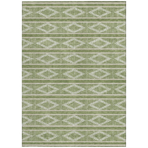 Homeroots 3' Black And Beige Geometric Indoor Outdoor Area Rug - Stylish, Durable, Washable For Any Space 5' X 8' Polyester 599617