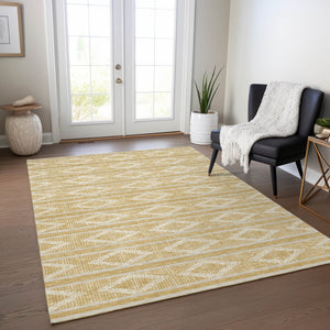 Homeroots 3' Black And Beige Geometric Indoor Outdoor Area Rug - Stylish, Durable, Washable For Any Space 8' X 10' Polyester 599625