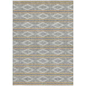 Homeroots 3' Black And Beige Geometric Indoor Outdoor Area Rug - Stylish, Durable, Washable For Any Space 3' X 5' Polyester 599628
