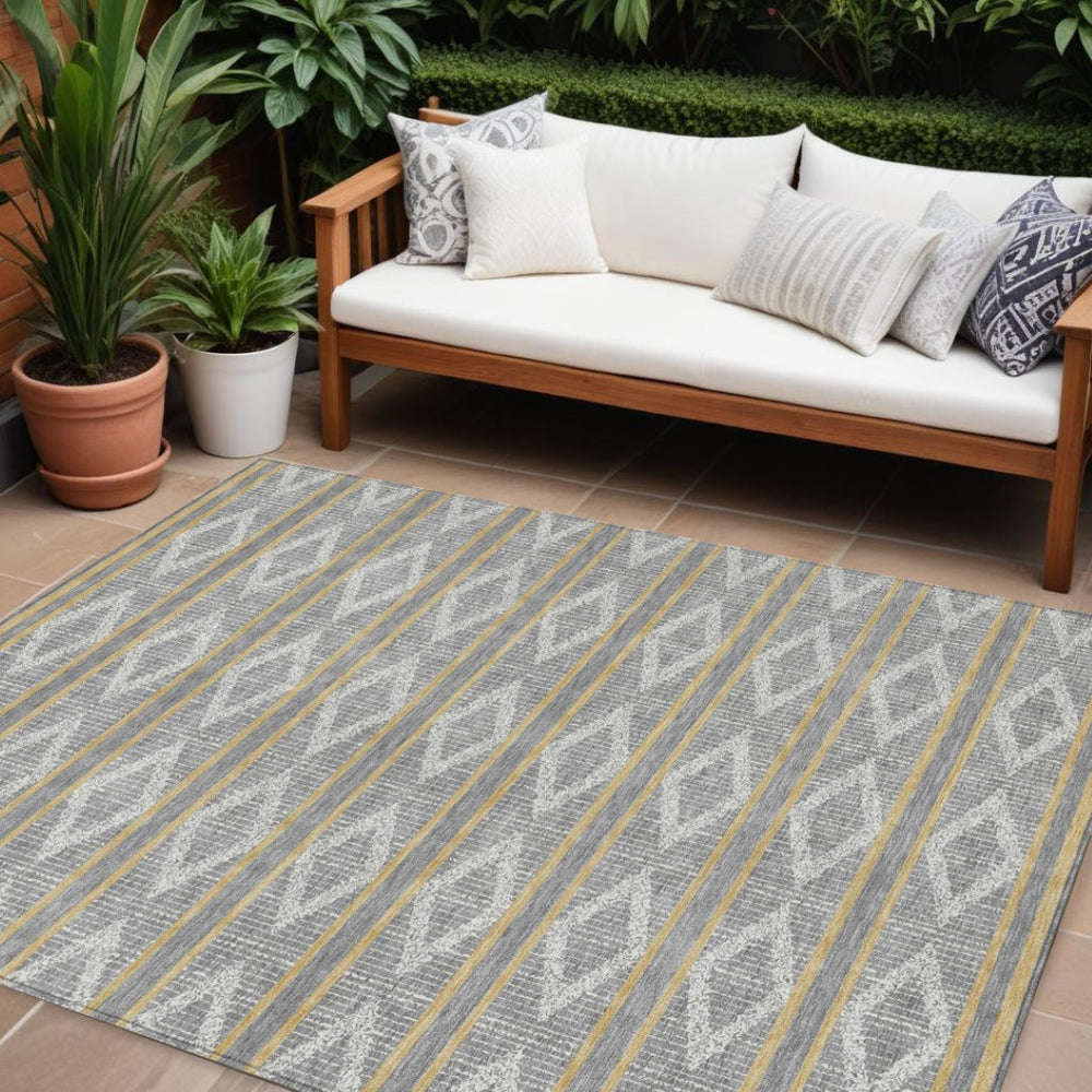 HomeRoots 9' X 12' Gray Ivory Brown Geometric Rug - Stylish Washable Indoor/Outdoor Area Rug for Every Space! 599632