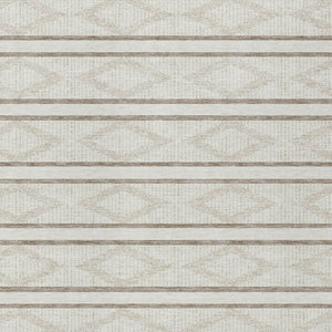 Homeroots 3' Black And Beige Geometric Indoor Outdoor Area Rug - Stylish, Durable, Washable For Any Space 8' X 10' Polyester 599637