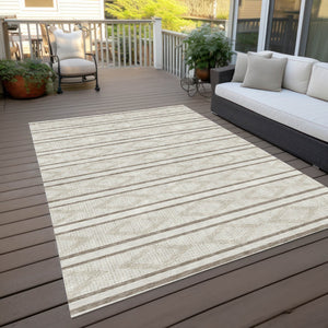 Homeroots 3' Black And Beige Geometric Indoor Outdoor Area Rug - Stylish, Durable, Washable For Any Space 10' X 14' Polyester 599639