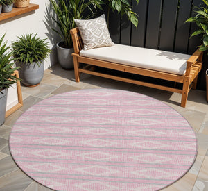 Homeroots 3' Black And Beige Geometric Indoor Outdoor Area Rug - Stylish, Durable, Washable For Any Space 8' Round Polyester 599648
